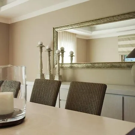 Mayfair - Quinta Do Villa *